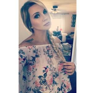 Meet your Posher, Leeanna